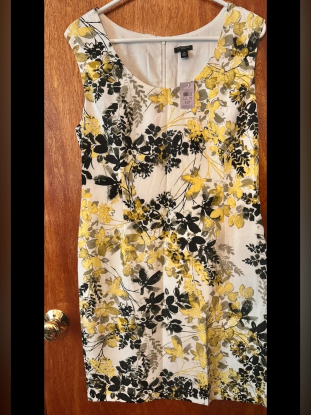 NWT Ann Taylor White Dress with Yellow and Gray Floral Print L - Picture 1 of 4